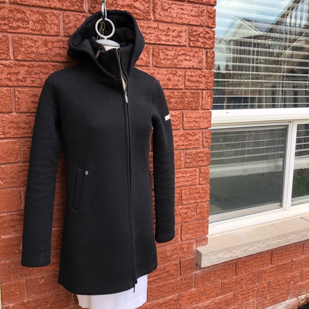 BENCH Coat